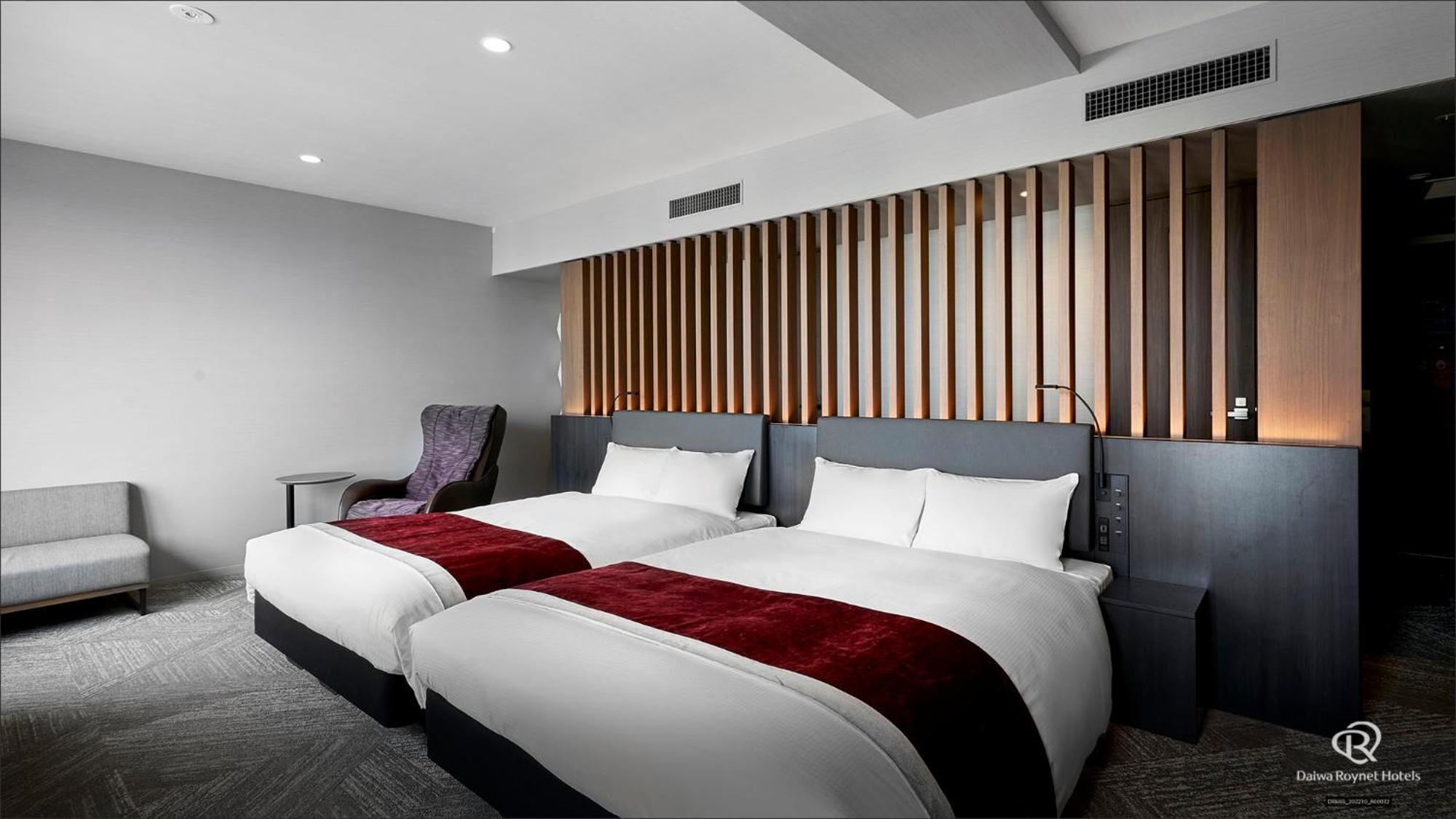 Daiwa Roynet Hotel Kanazawa Eki Nishiguchi Zimmer foto